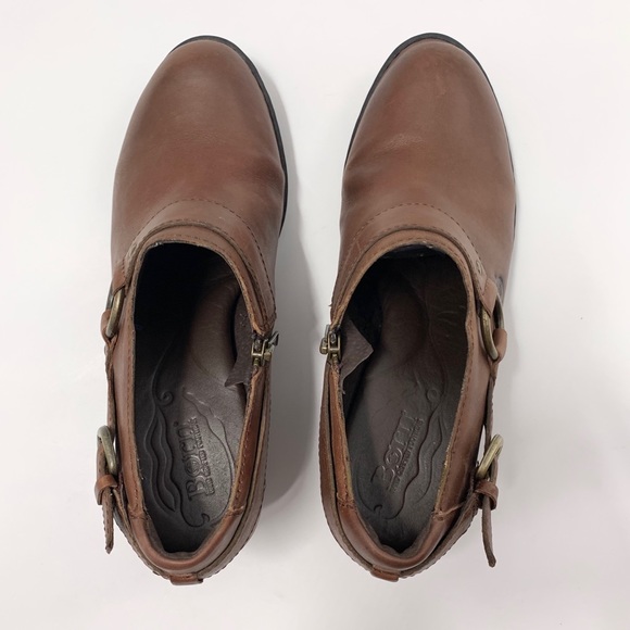 BORN Leather Brown Ankle Bootie women’s size 7 - Picture 4 of 8